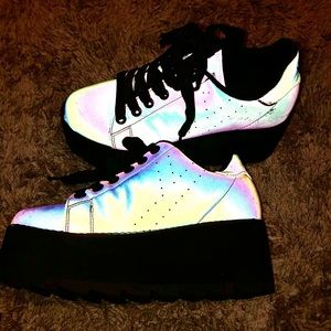 YRU Lala reflective sneaker platforms